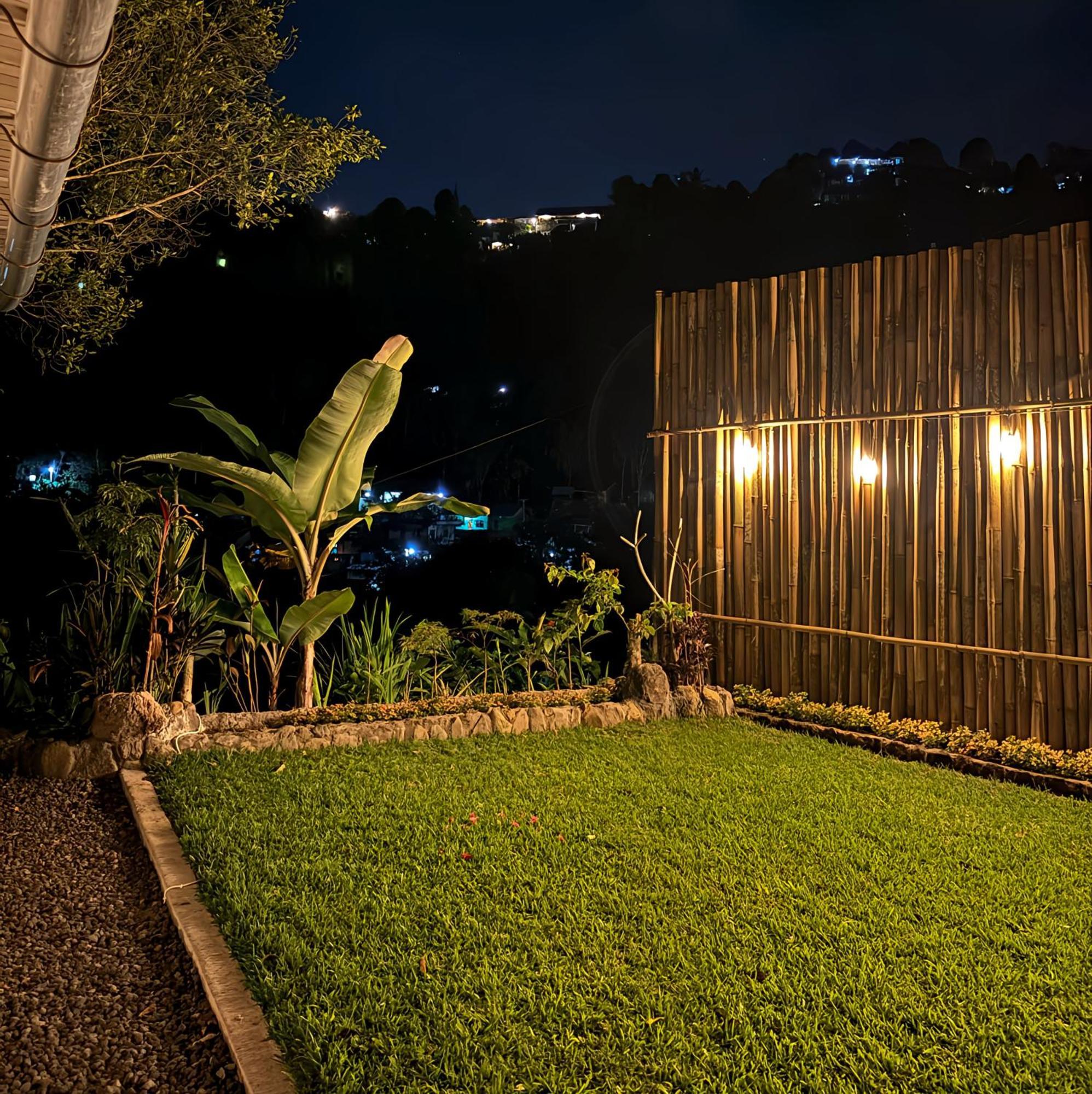 Little Munduk, Full Private Villa エクステリア 写真